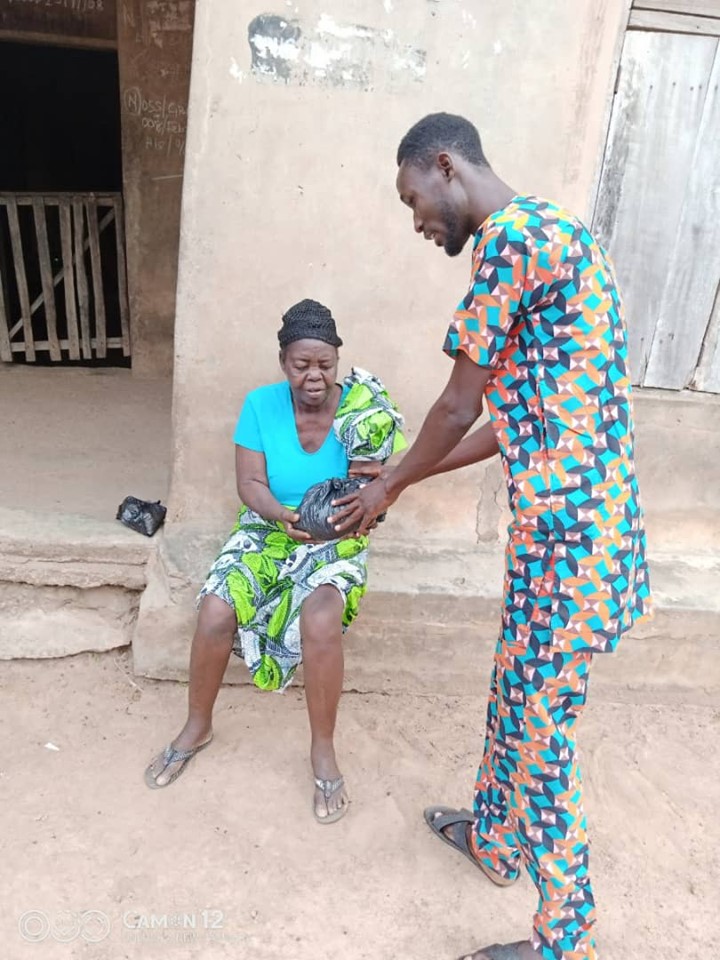 COVID-19: Youth organization provides support for vulnerable in Osun